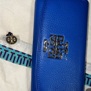 Tory Burch Britten wallet clutch